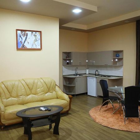Elko Hotel Yerevan Exterior photo