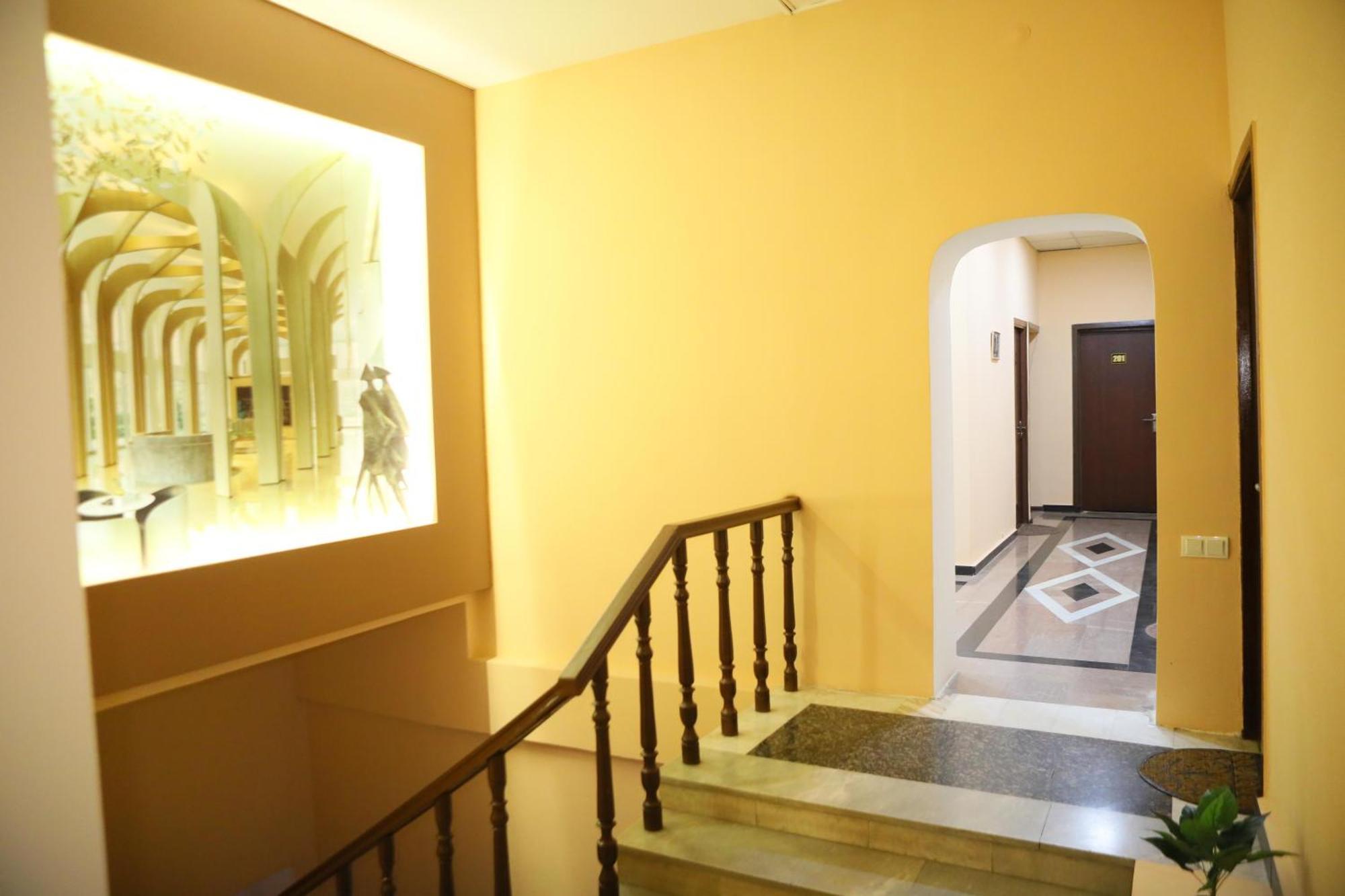 Elko Hotel Yerevan Exterior photo